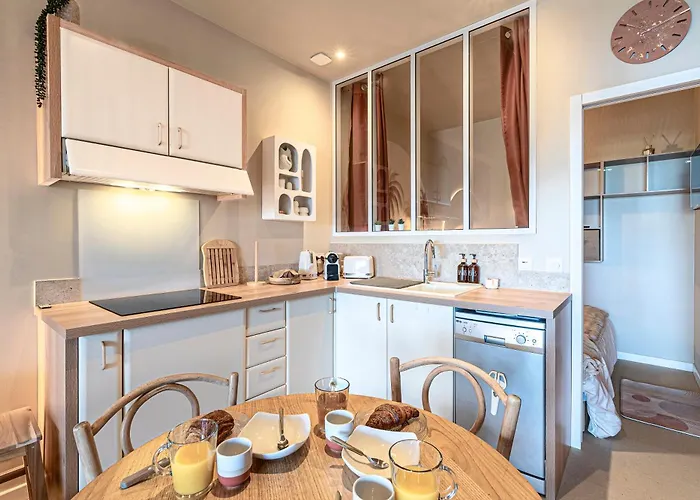 Le Yucca - Vue 100 M De La * Pietrosella